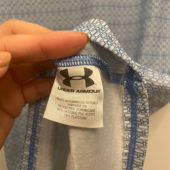 Sweat Wick Running Shirt w Geometric Print
Under Armour
Tag is still visible - Picture 3 of 3